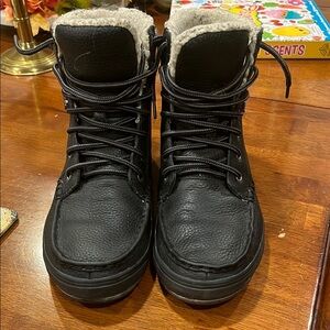 Sanuk Men's Black Insulated Boots